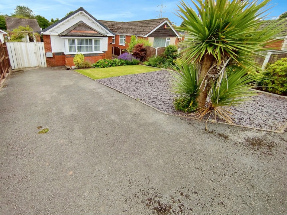 Images for Greysan Avenue, Packmoor, Stoke-on-Trent EAID:49b9316610c762073834153eee719ae7 BID:1