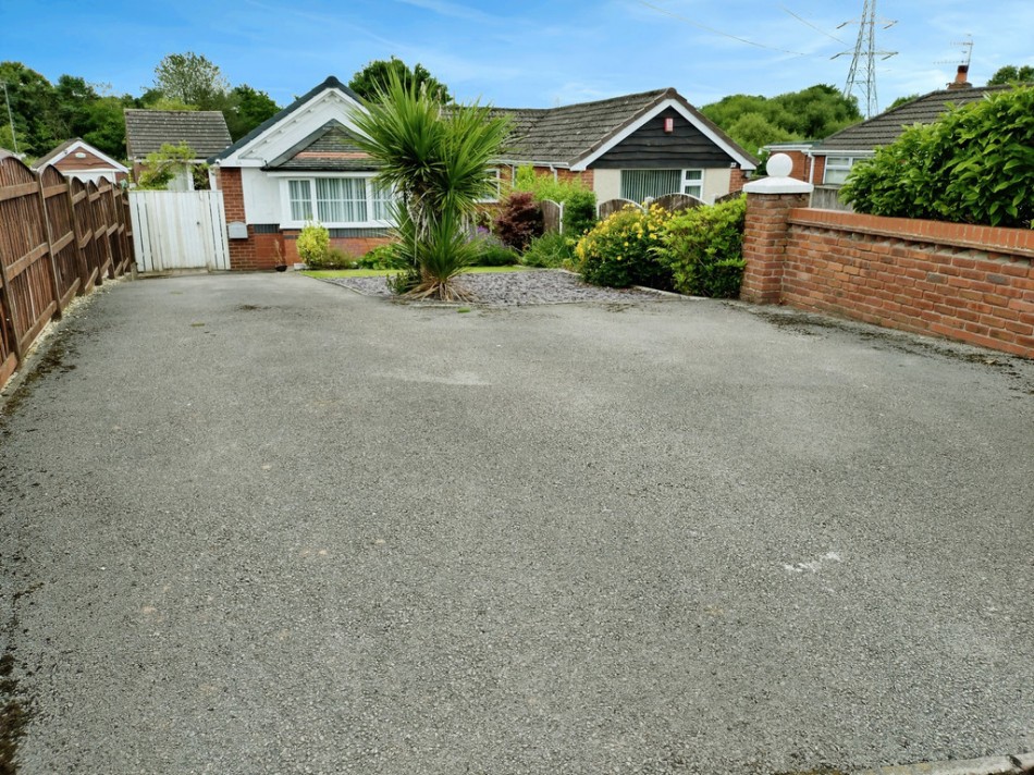 Images for Greysan Avenue, Packmoor, Stoke-on-Trent EAID:49b9316610c762073834153eee719ae7 BID:1