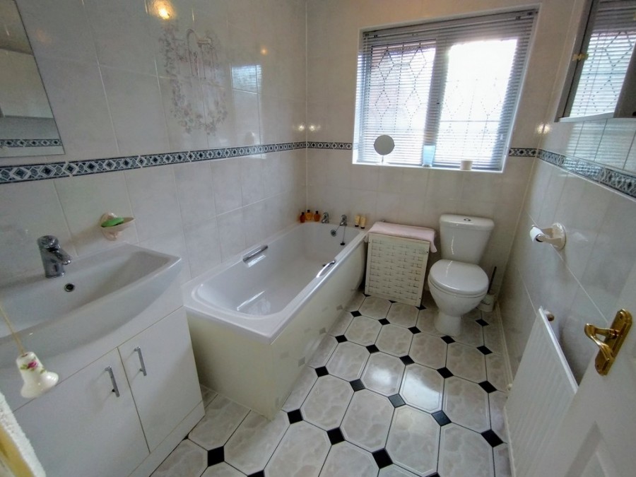 Images for Jasmin Way, Packmoor, Stoke-on-Trent EAID:49b9316610c762073834153eee719ae7 BID:1