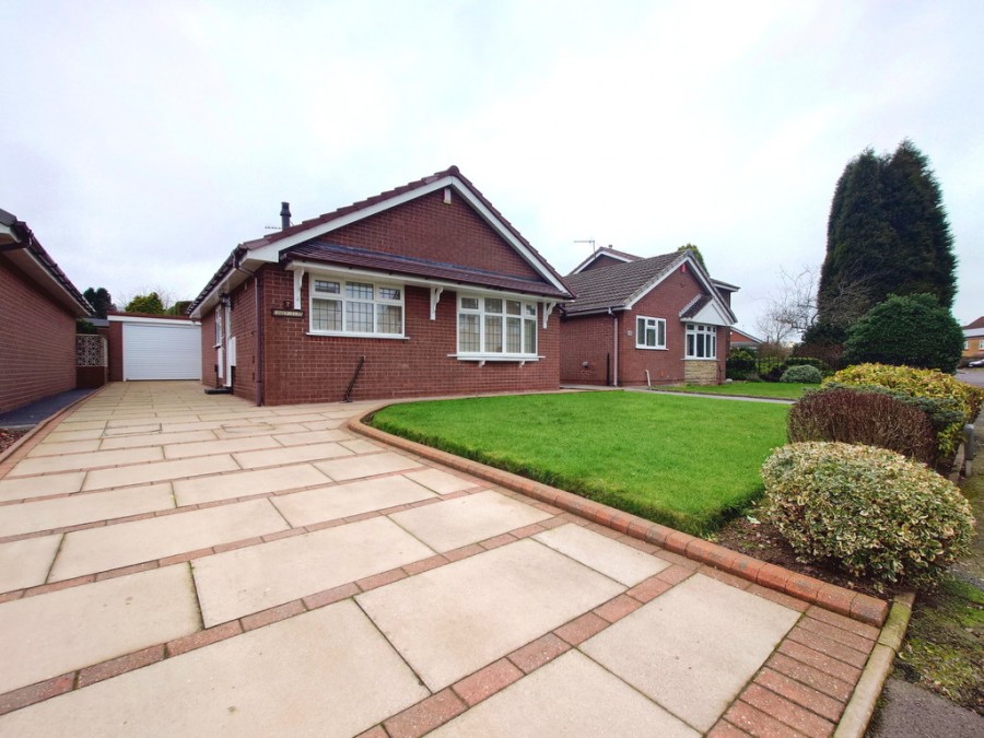 Images for Arran Drive, Packmoor, Stoke-on-Trent EAID:49b9316610c762073834153eee719ae7 BID:1